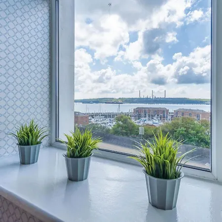 Haven View - 2 Bedroom Apartment - Milford Haven Exterior photo